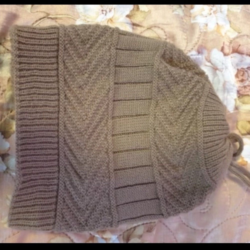Fleece Lined knit Beanie - Picture 3 of 5